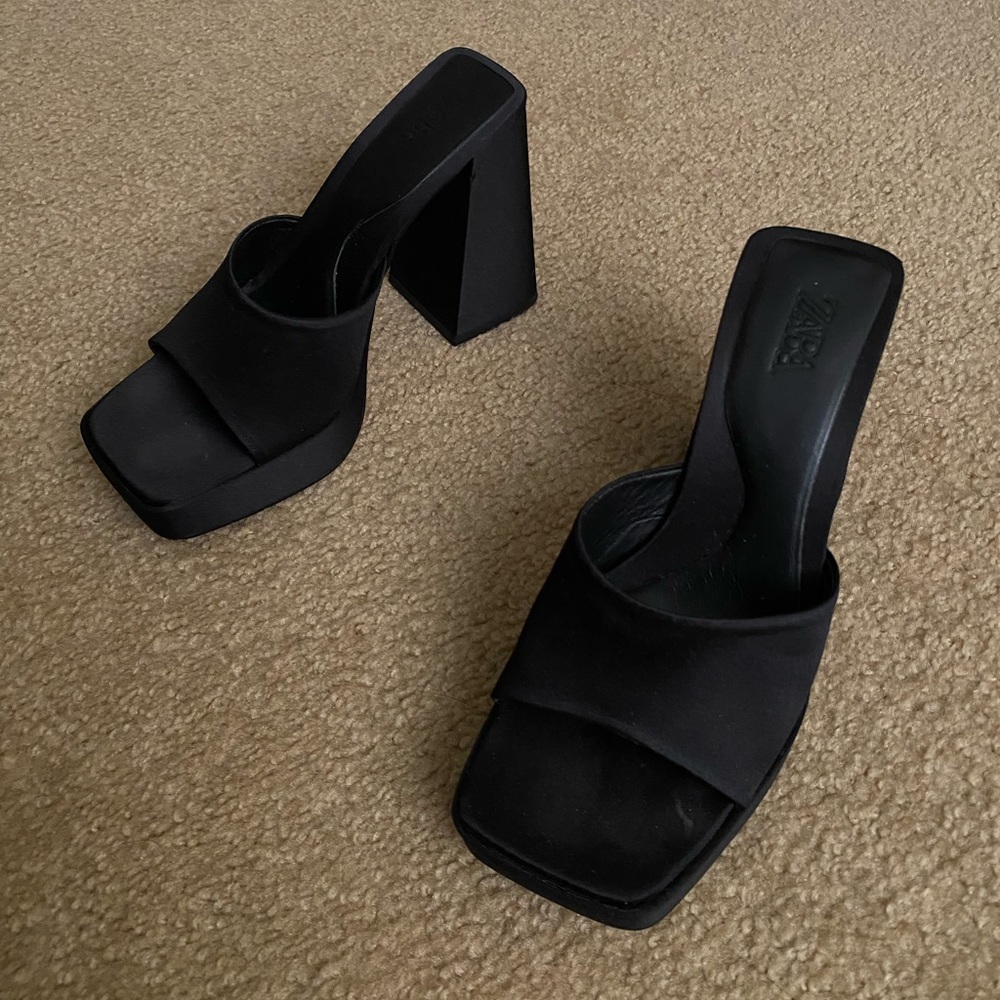 Zara platforms